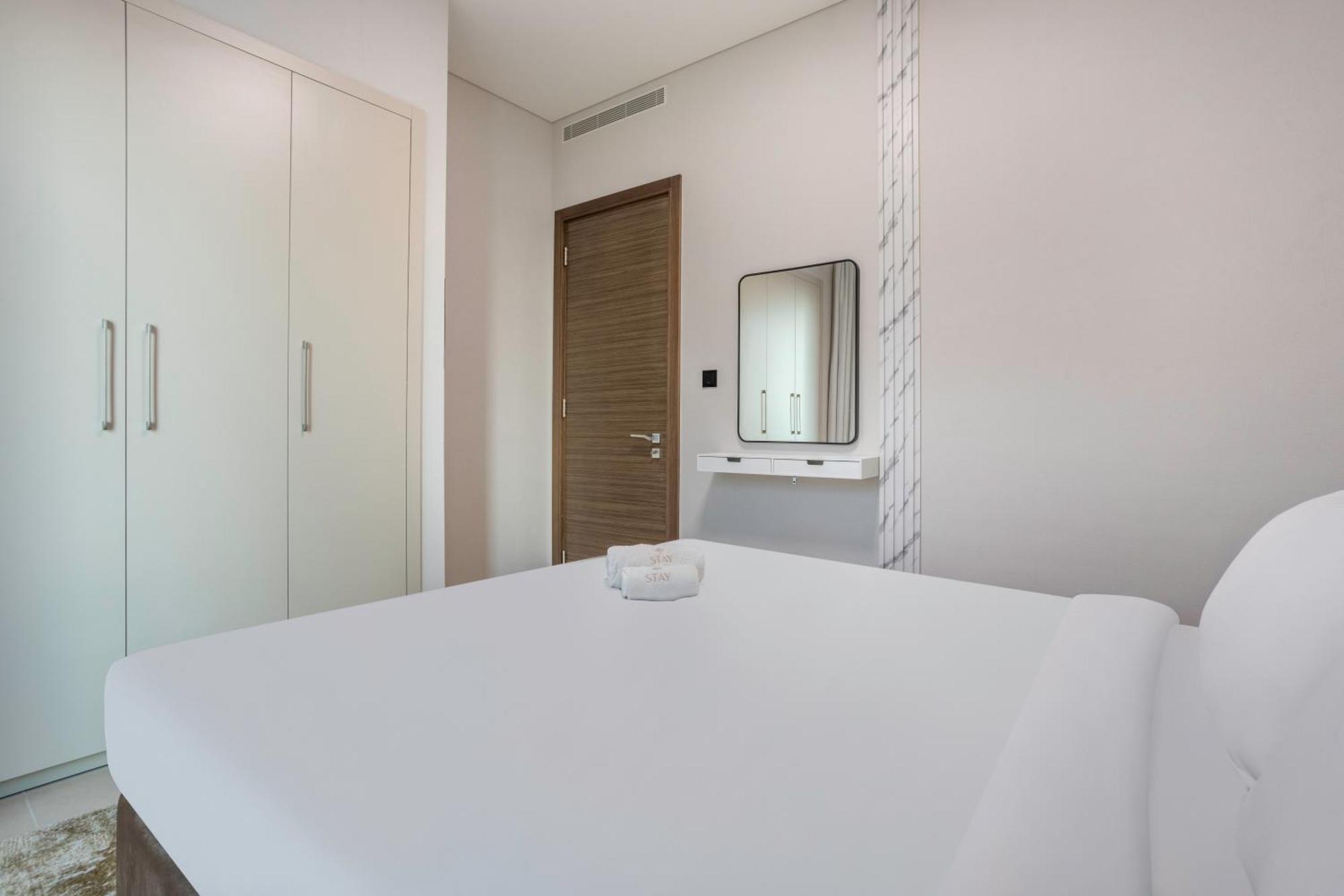 Stay By Latinem Luxury 1Br Plus Study Holiday Home Cv A2712 Near Downtown Dubai Ngoại thất bức ảnh